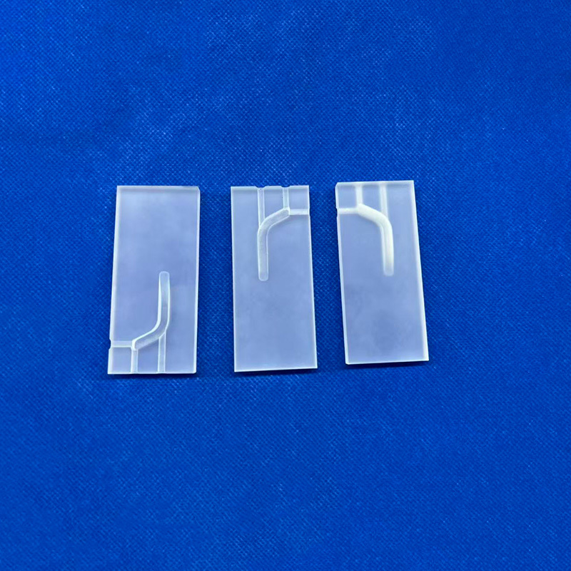 সম্পর্কে সর্বশেষ কোম্পানী কেস Corrosion Resistance Sandblasted Quartz Sheet for High Temperature Insulation-Mia