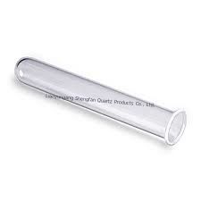 গুণ  High Purity 99.99% SiO2 Quartz Glass Tube with 1180℃ Annealing Point and 1100℃ Strain Point for Semiconductor Applications কারখানা