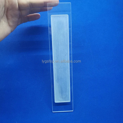 পেশাদার কাস্টম জারা প্রতিরোধের উচ্চ বিশুদ্ধতা slotted কোয়ার্টজ শীট