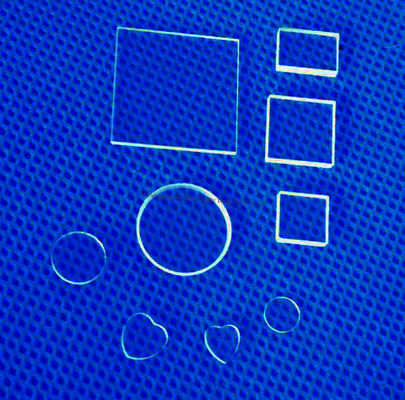 উচ্চ বিশুদ্ধতা সম্পন্ন অত্যন্ত স্বচ্ছ কোয়ার্টজ গ্লাস শীট, যা অপটিক্যাল উইন্ডোর জন্য ব্যবহৃত হয়