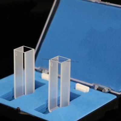 ক্ষয়রোধী এবং অত্যন্ত স্বচ্ছ কোয়ার্টজ কিউভেটগুলি স্পেকট্রোমিটার এবং স্পেকট্রোফটোমিটারে ব্যবহৃত হয়